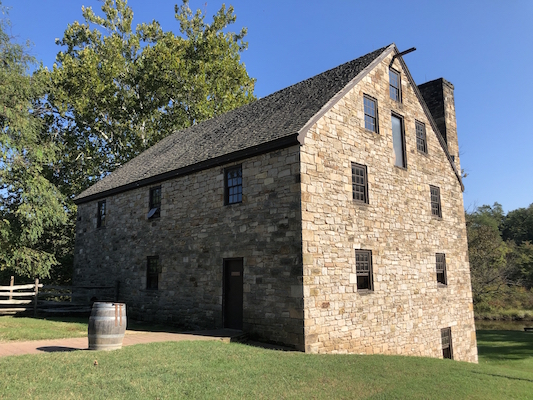 George Washington's Distillery and Gristmill - Exterior of gristmill